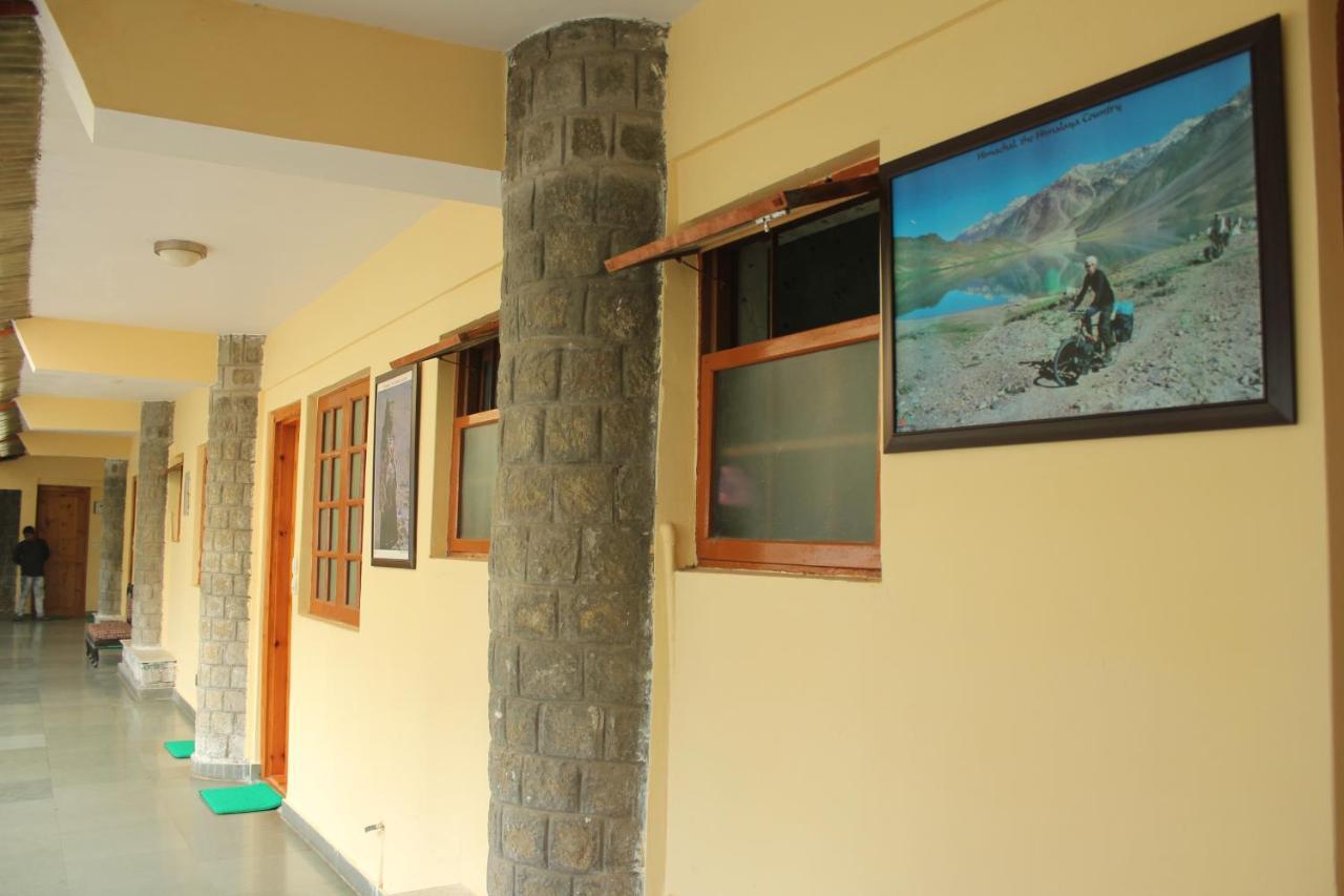 Pema Thang Hotel Kangra Exterior photo