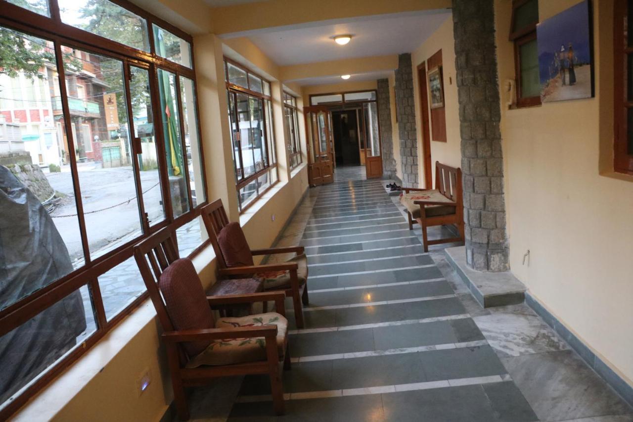 Pema Thang Hotel Kangra Exterior photo