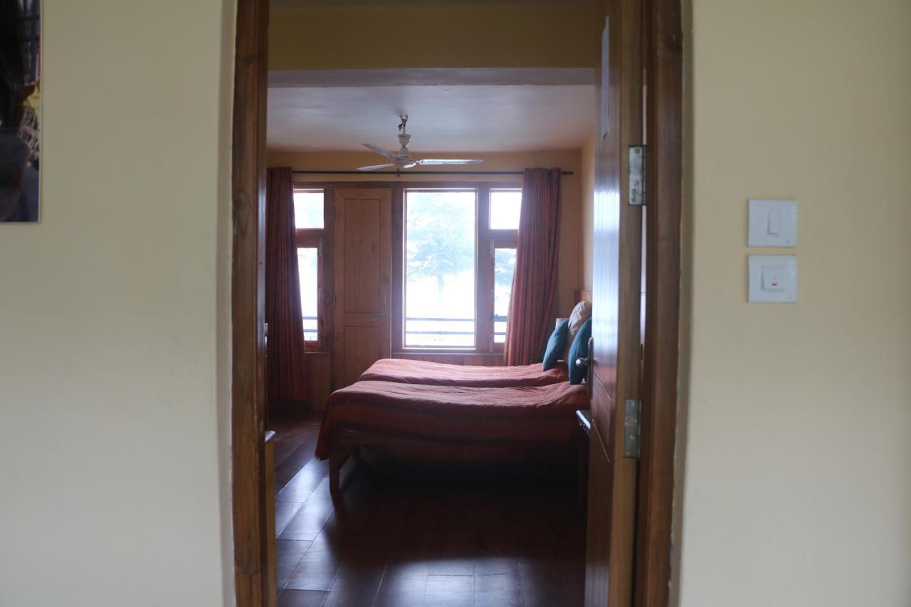 Pema Thang Hotel Kangra Exterior photo